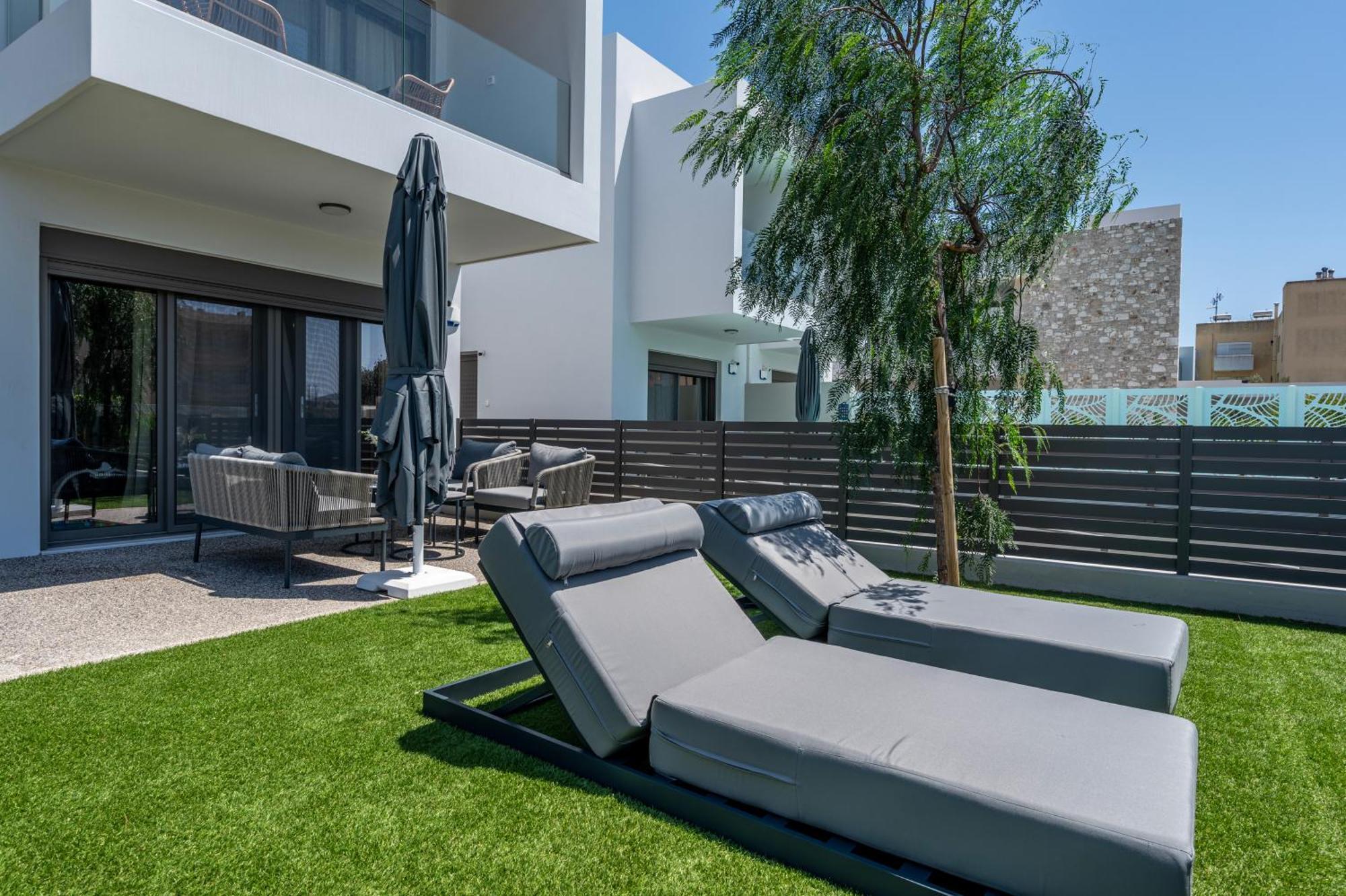 Kares With Private Pool By Estia *
