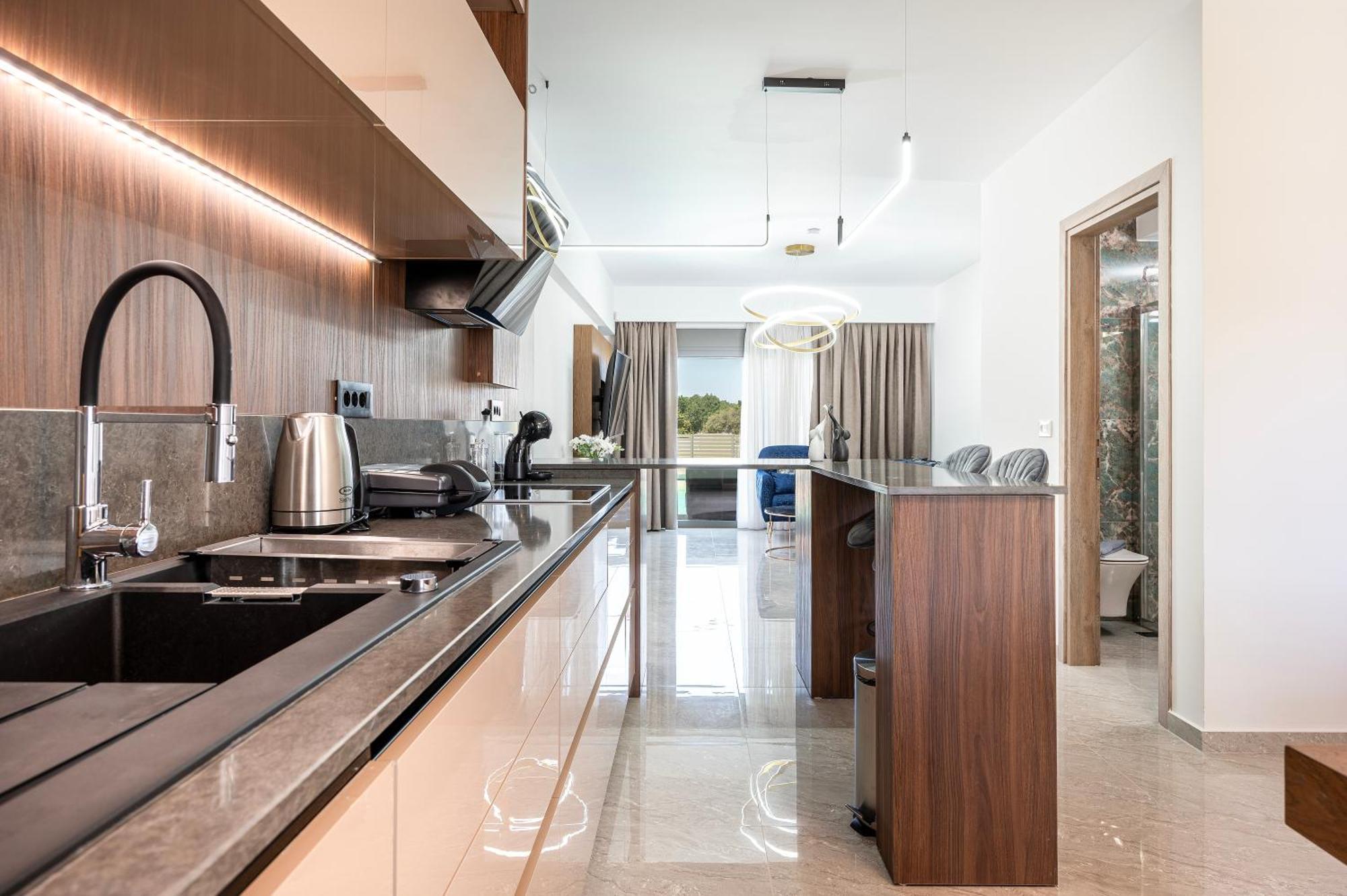 Kares With Private Pool By Estia Cos