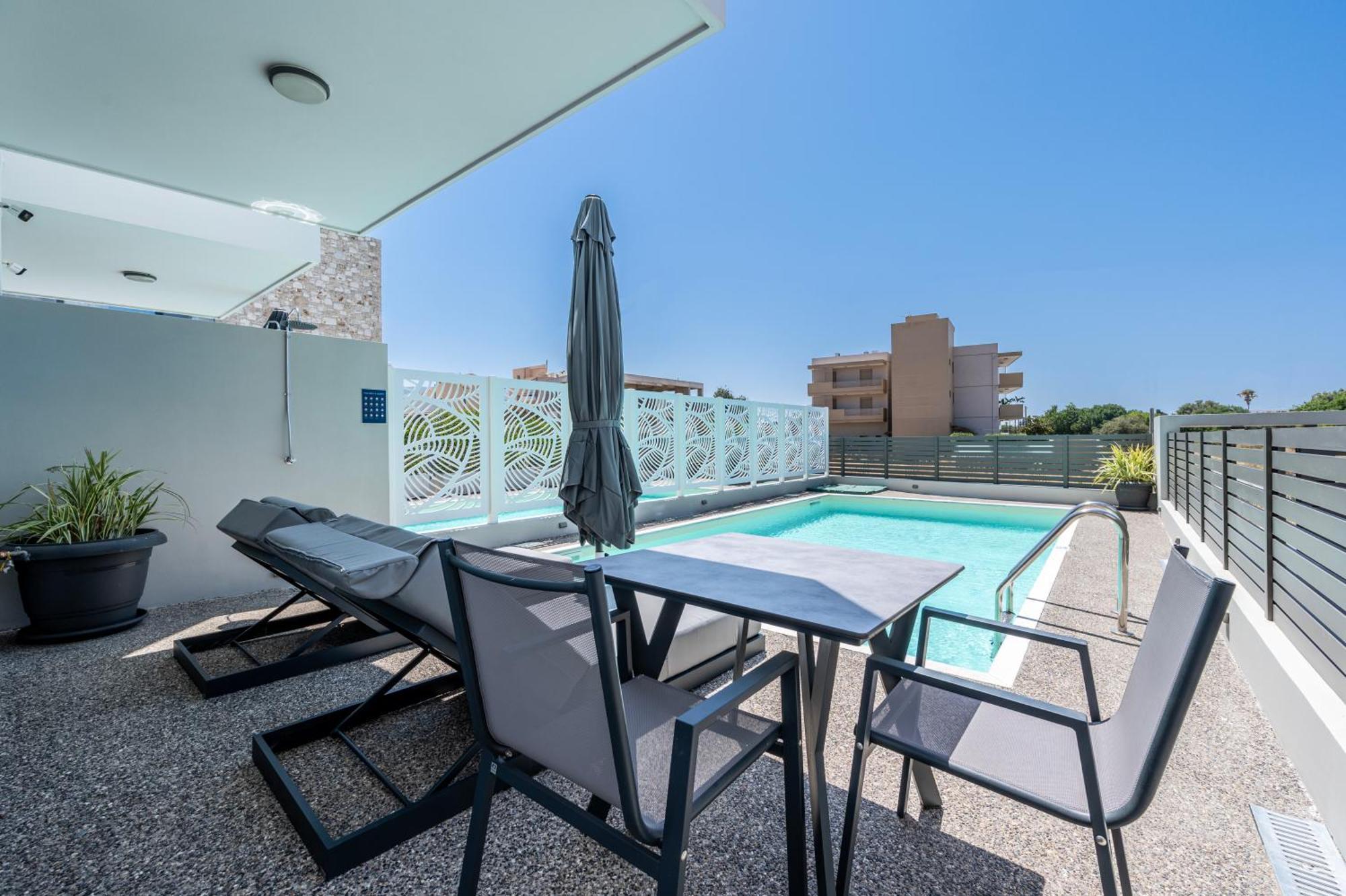 Kares With Private Pool By Estia Cos
