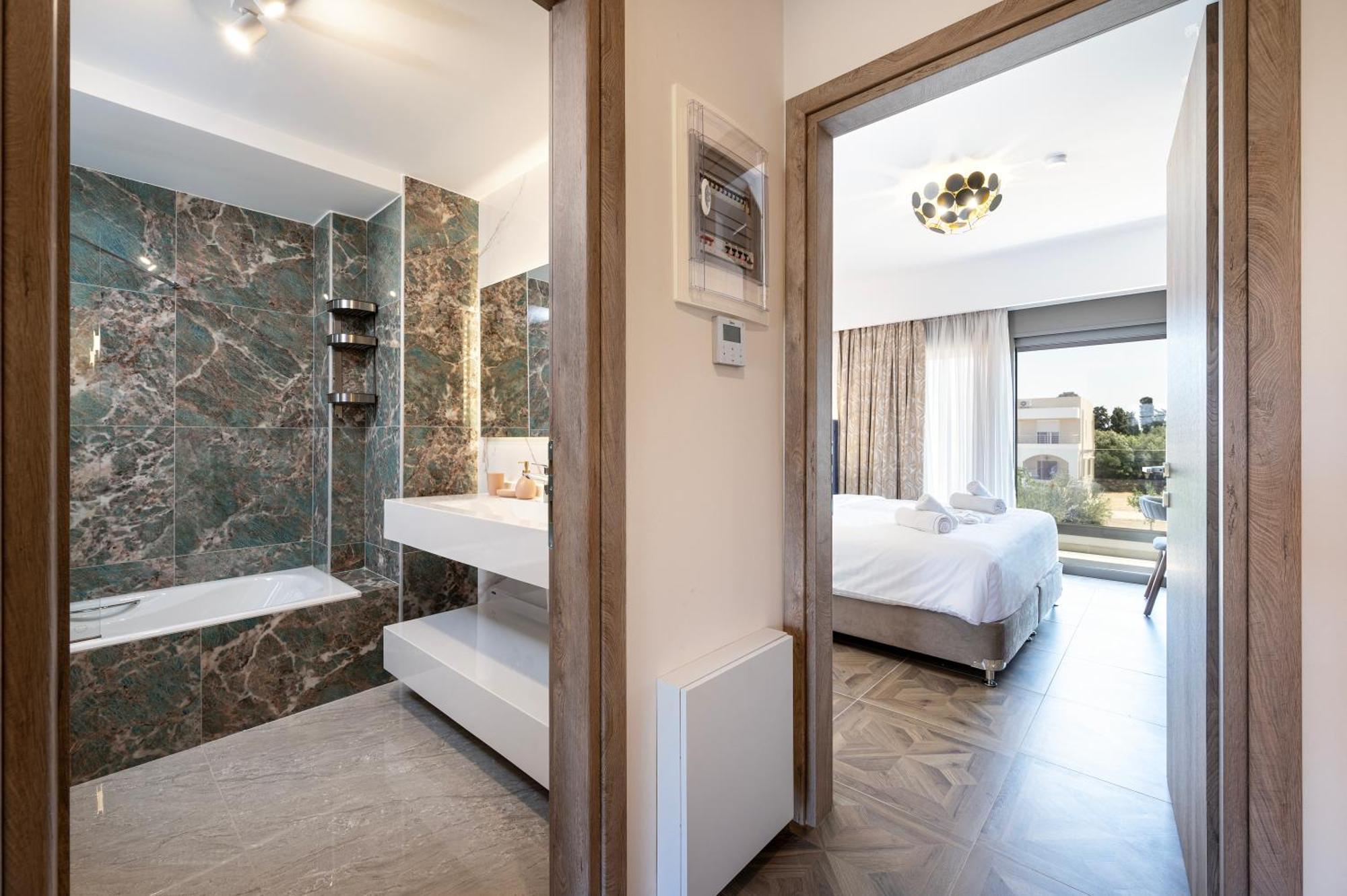 Kares With Private Pool By Estia Cos